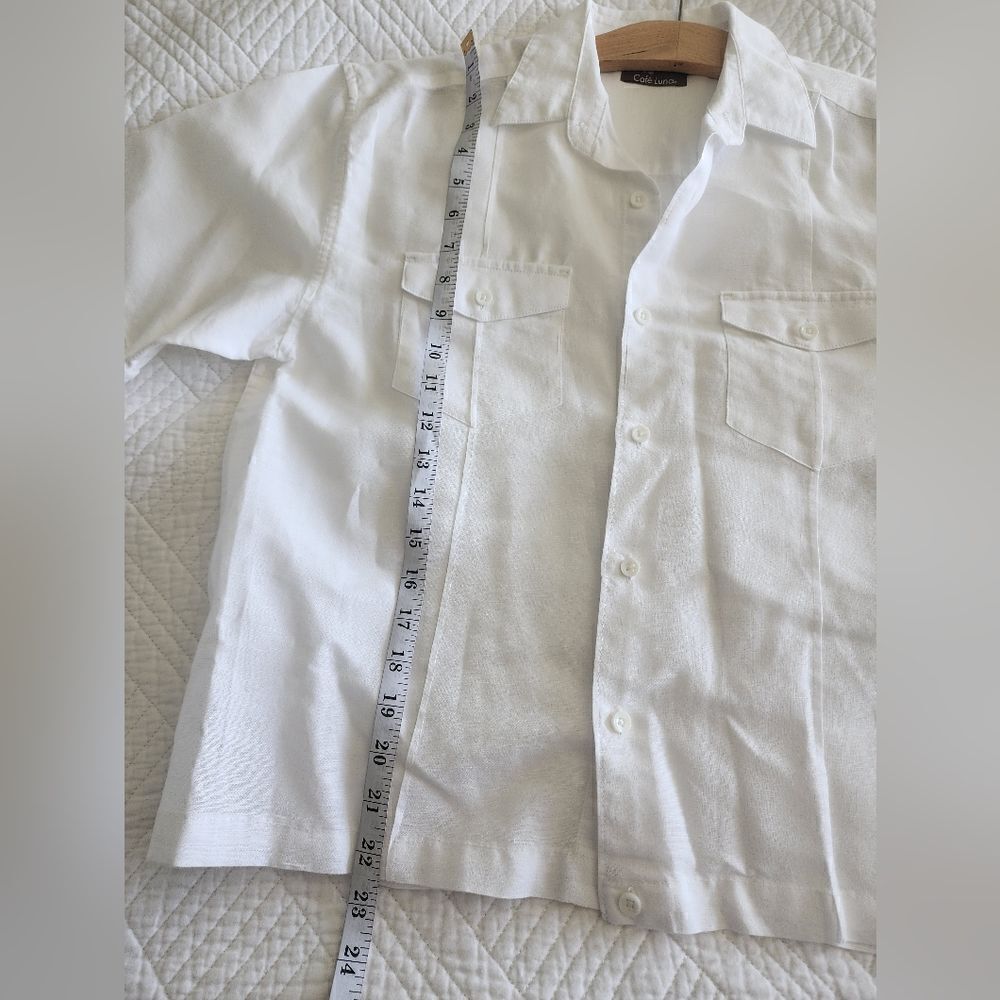 Cafe Luna linen cropped button front shirt - Picture 9 of 9